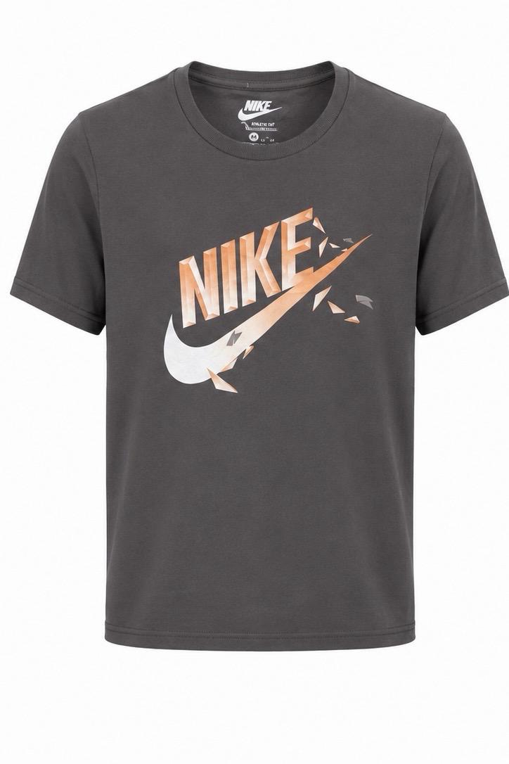 Nike Sportswear Graphic T-Shirt – Ανθρακί L