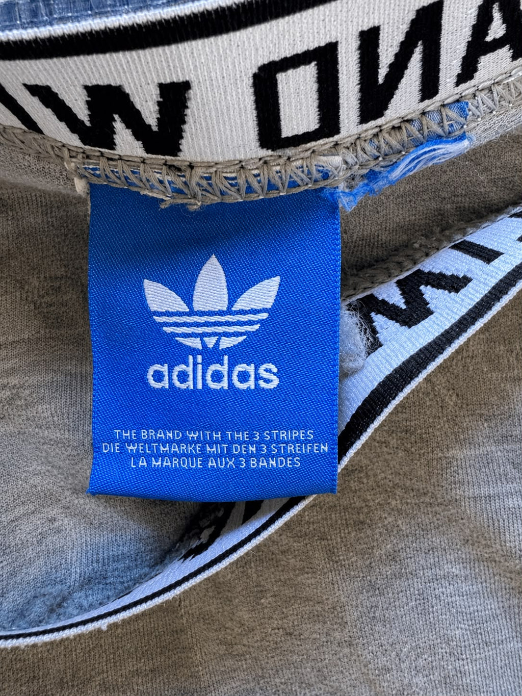 Adidas Originals 3-Stripes Leggings – Grey-L