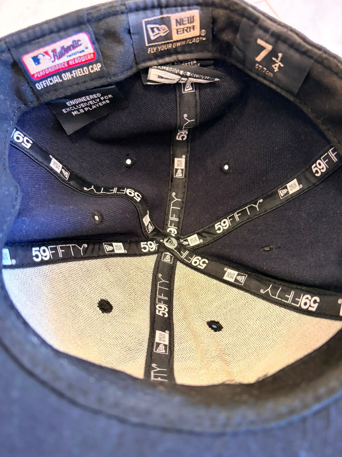 New Era x Boston Red Sox 59FIFTY Cap – Navy