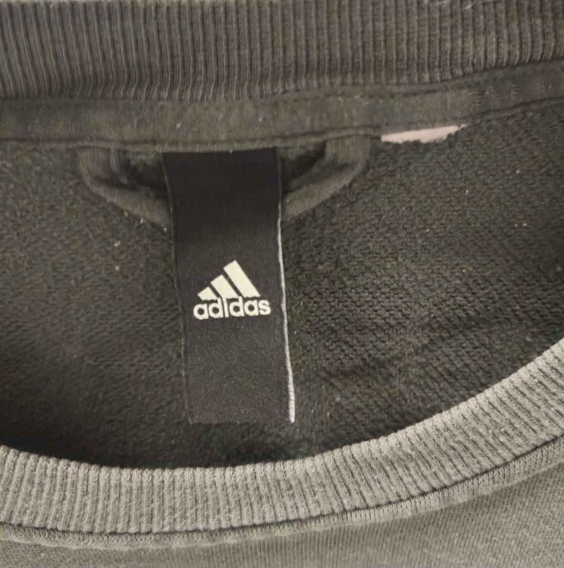 Adidas Γυναικείο Φούτερ Χακί – M