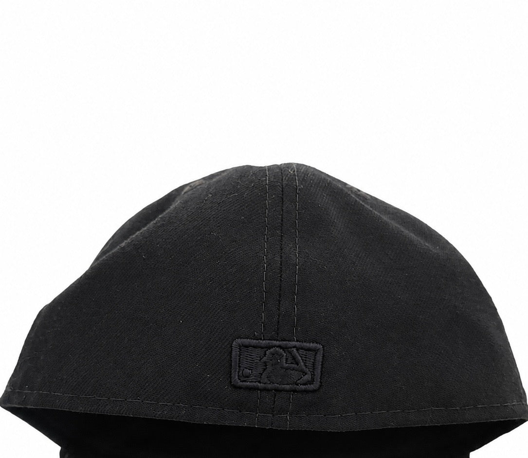 New Era New York Yankees Snapback Cap – All Black