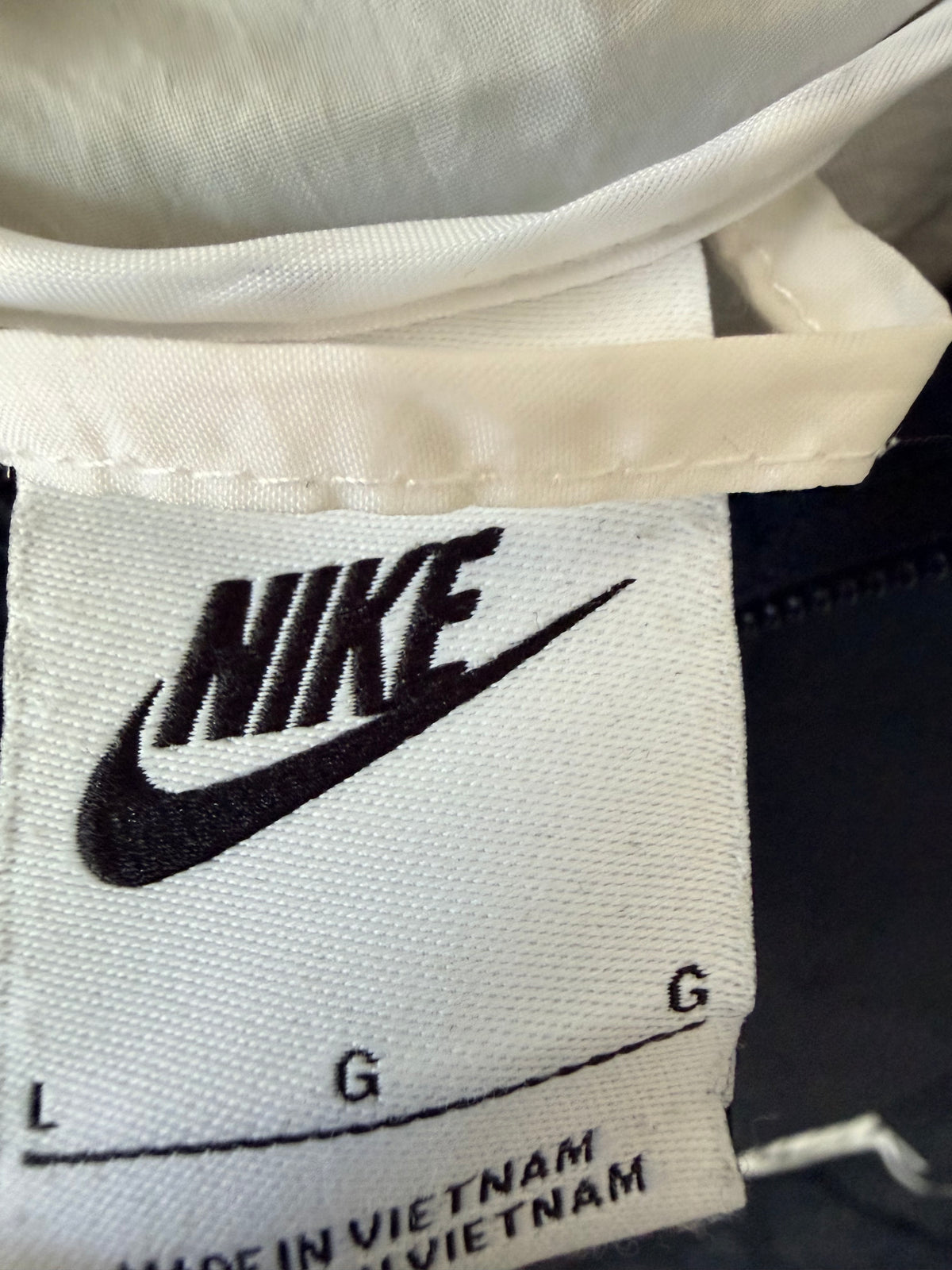 Nike Ανδρικό Αντιανεμικό Μπουφάν με Κουκούλα – Μαύρο/Λευκό/Γκρι – L