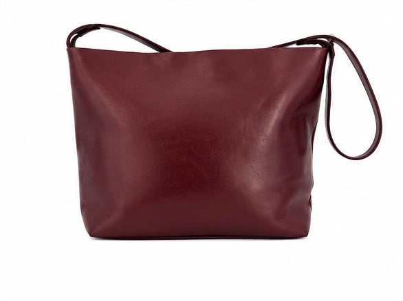 Gucci Leather Shoulder Bag – Burgundy
