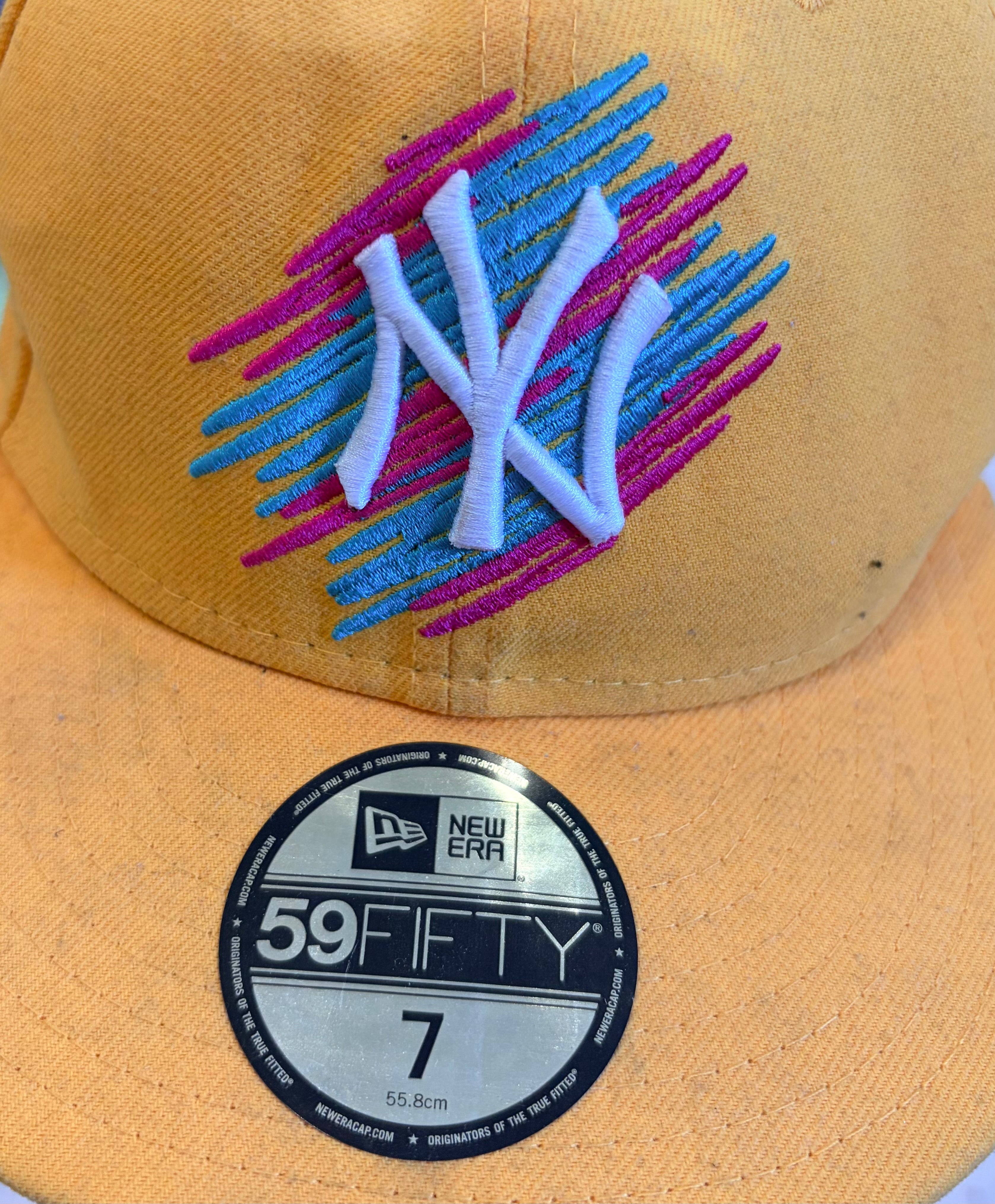 New Era New York Yankees Fitted Cap – Yellow Multicolor Logo