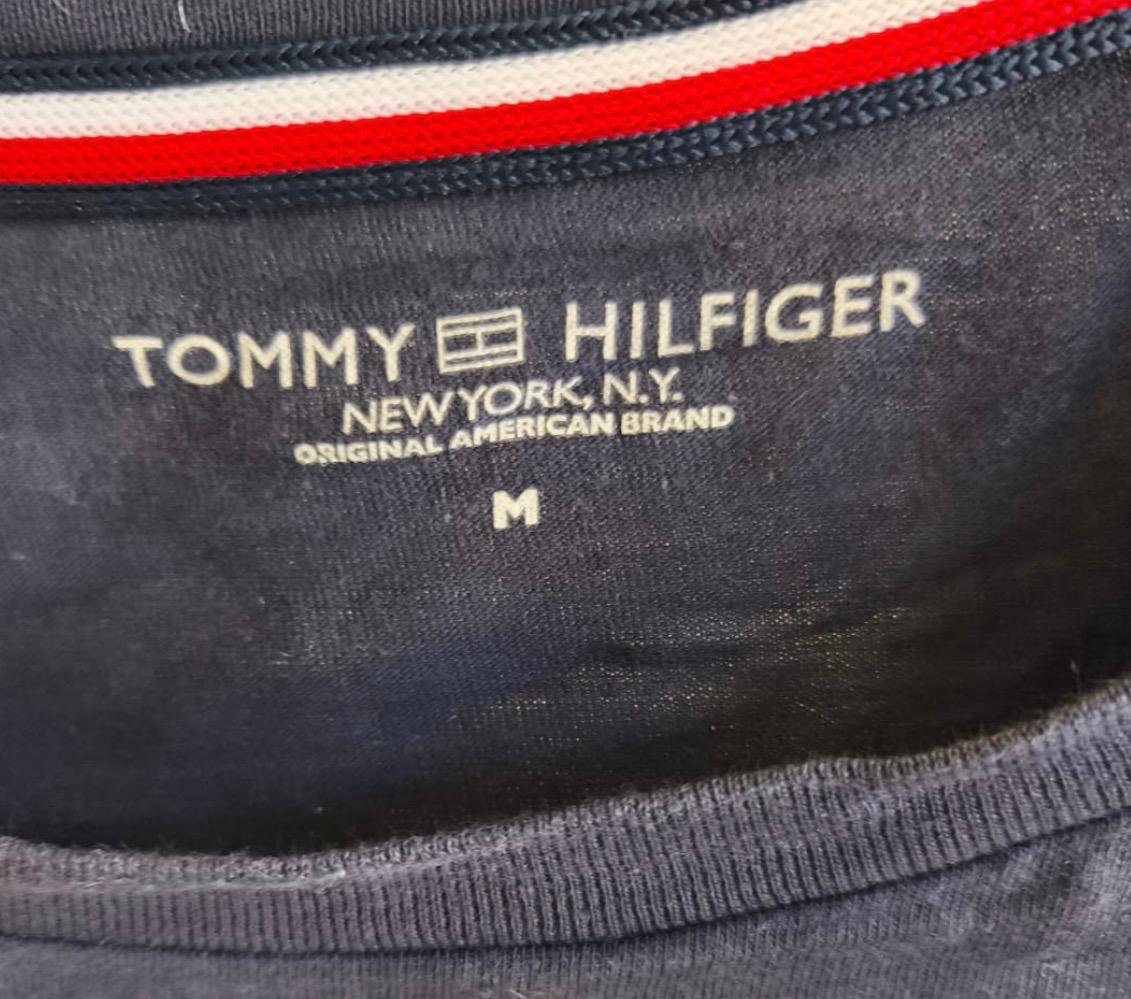 Tommy Hilfiger Logo Tape T-Shirt – Navy – M