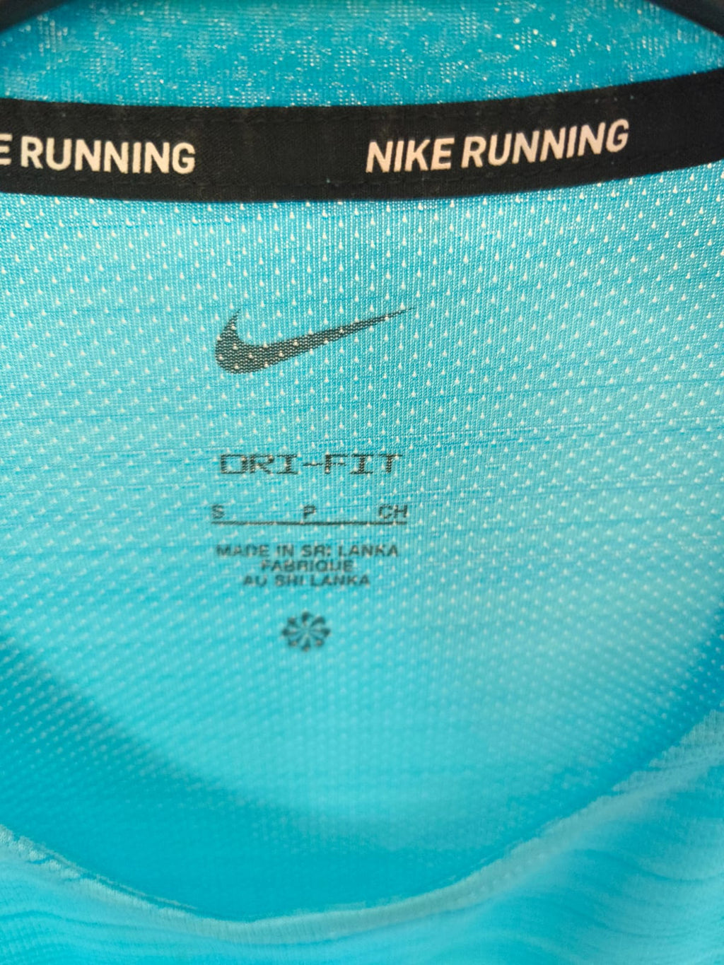 Nike Running Dri-FIT T-Shirt – Turquoise-S