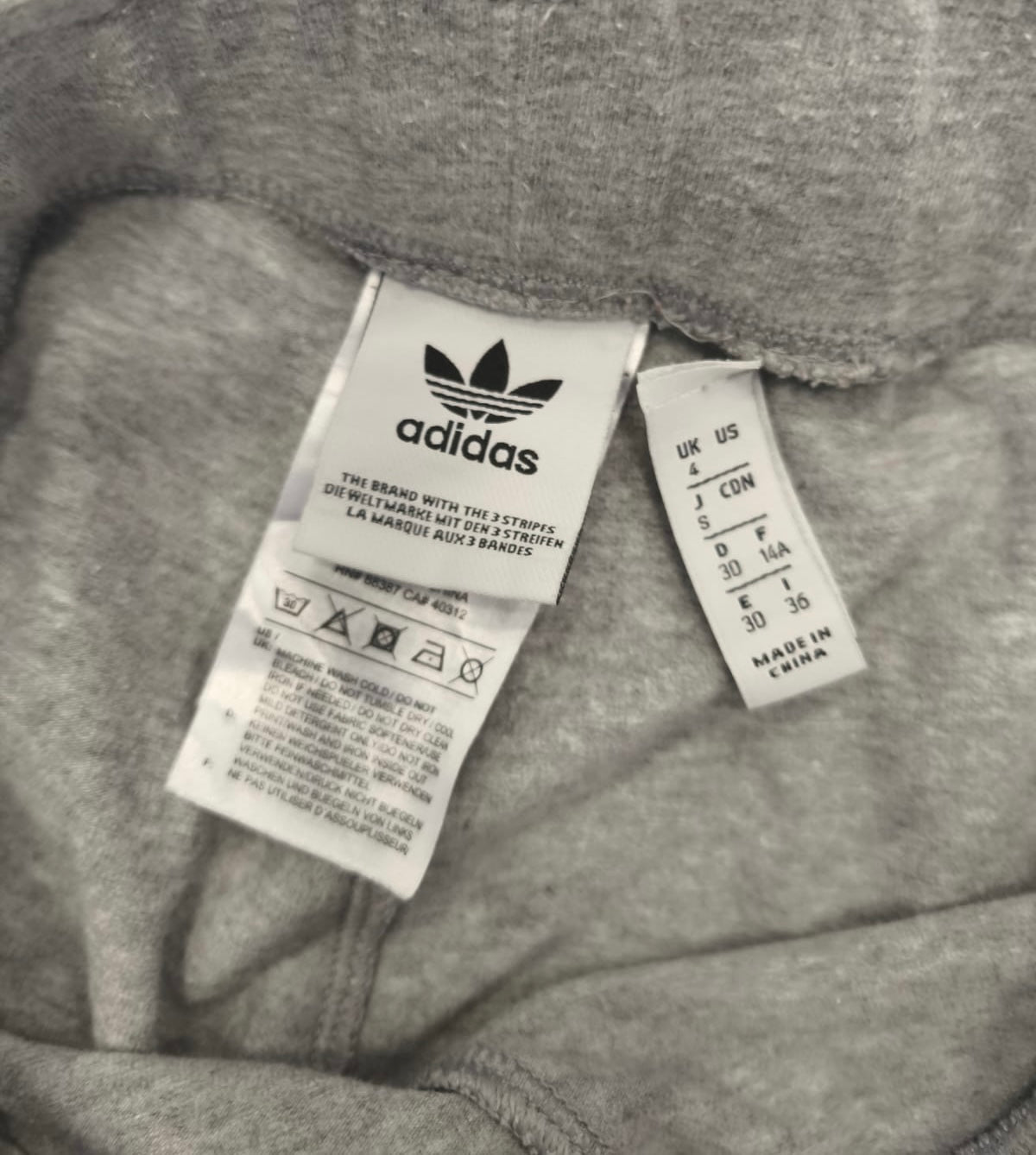 adidas Originals Trefoil Leggings – Grey-M