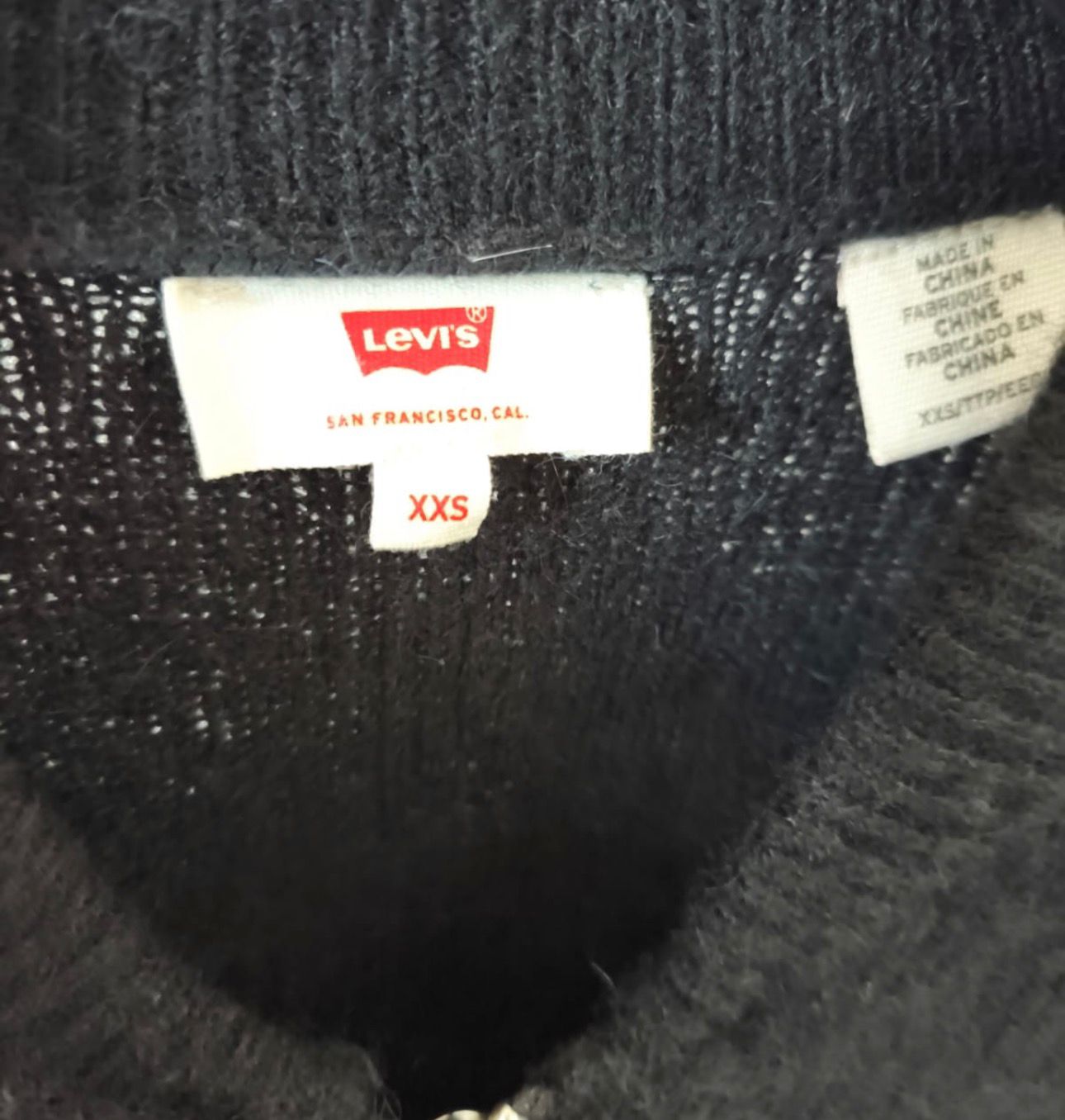 Levi’s Γυναικεία Πλεκτή Ζακέτα Μαύρη με Φερμουάρ –XXS
