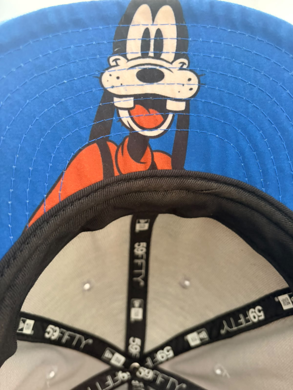 New Era Snapback Cap – Grey / Royal Blue (Cartoon Character)