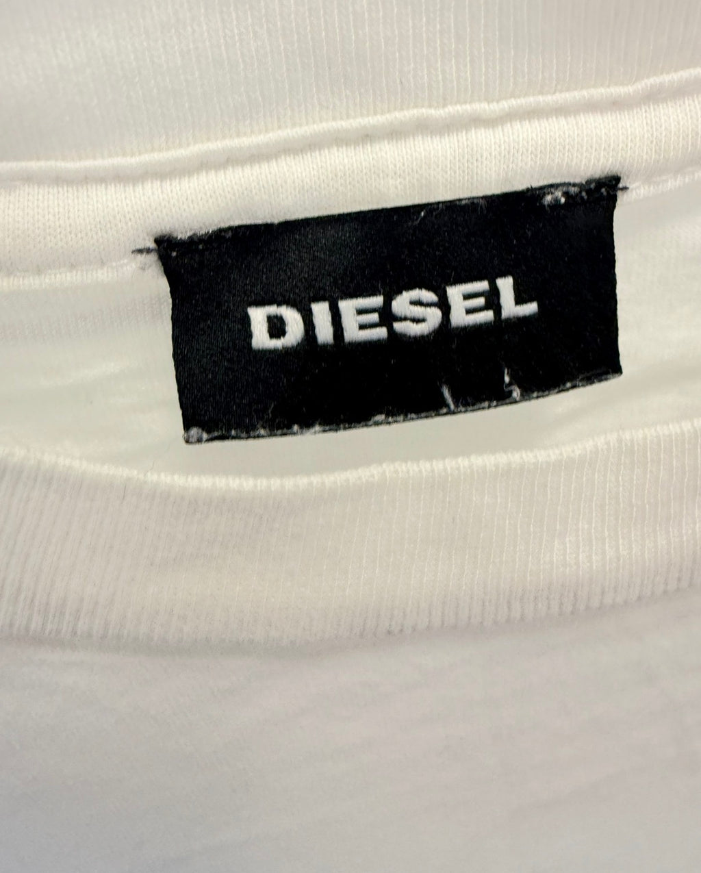 Diesel Graphic Logo T-Shirt – White-M