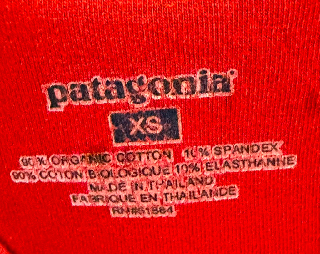 Patagonia Γυναικεία Αθλητική Μπλούζα Αμάνικη – Κόκκινη Floral – XS