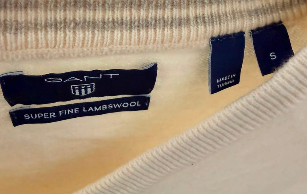 GANT Super Fine Lambswool Ανδρικό Πλεκτό V-Neck Εκρού-S