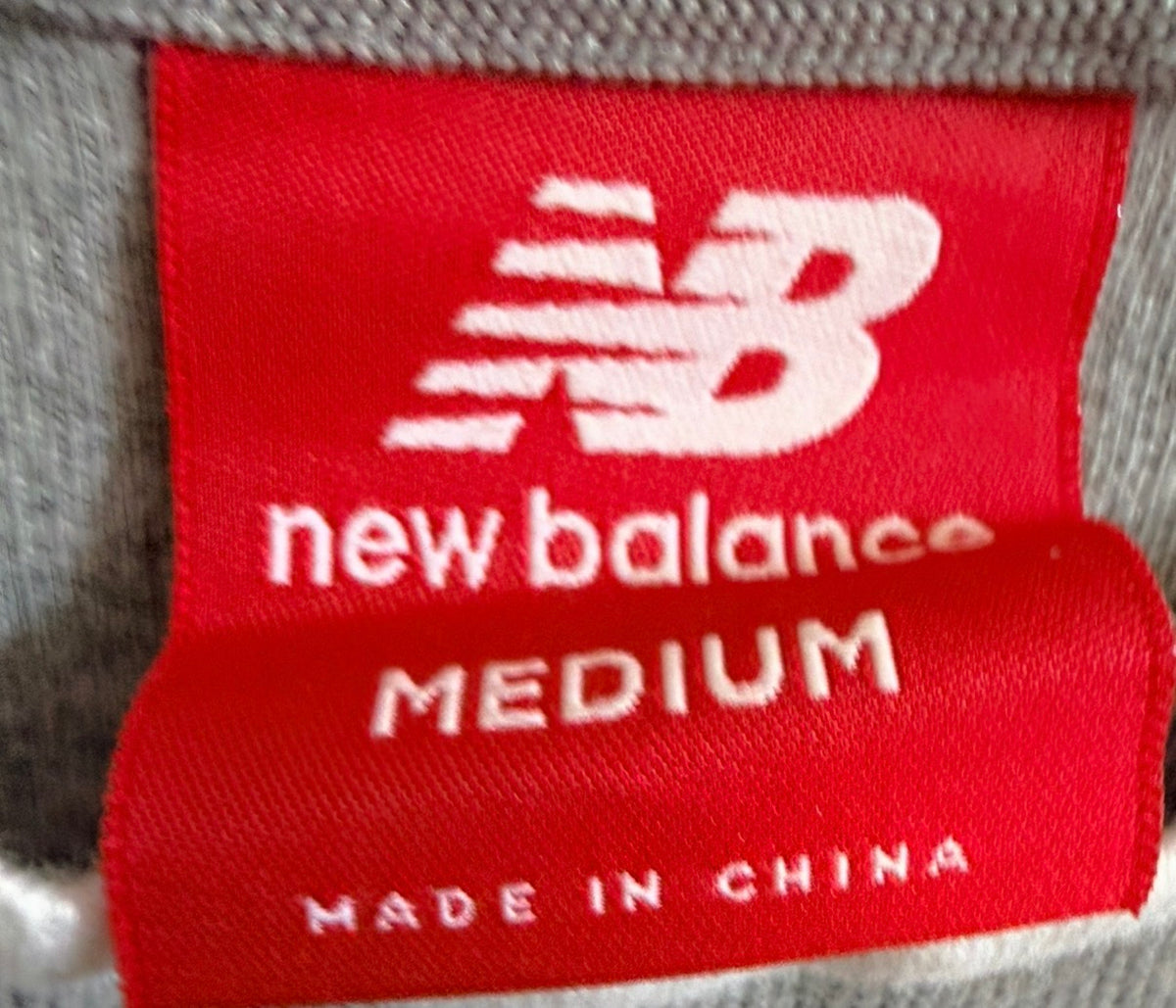 New Balance Γυναικείο Φούτερ Γκρι Λευκό – M