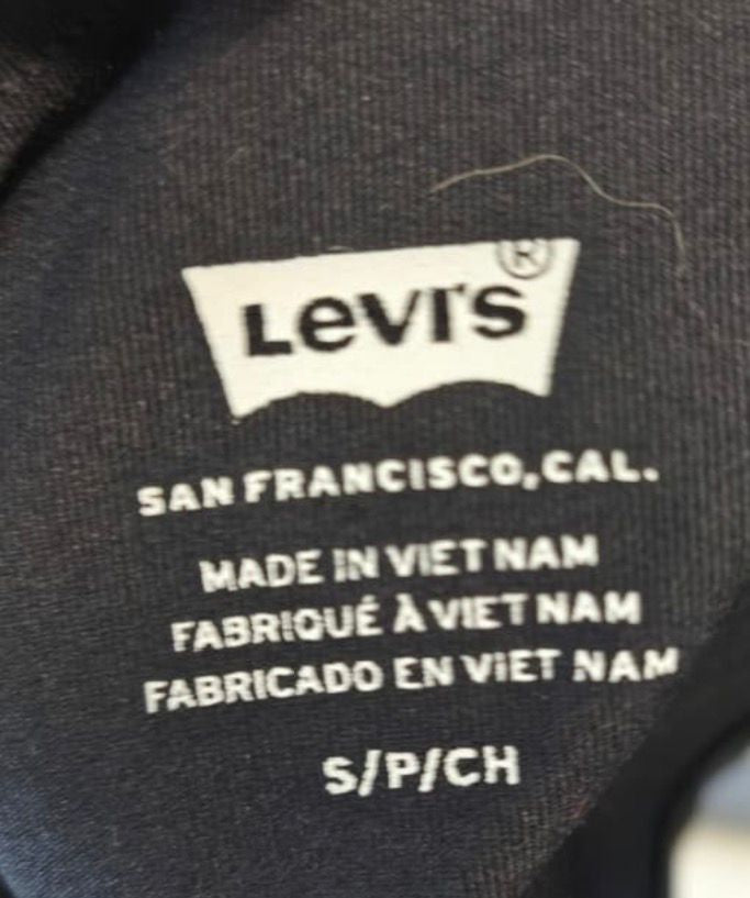 Levi’s Logo Strap Crop Top – Black-S